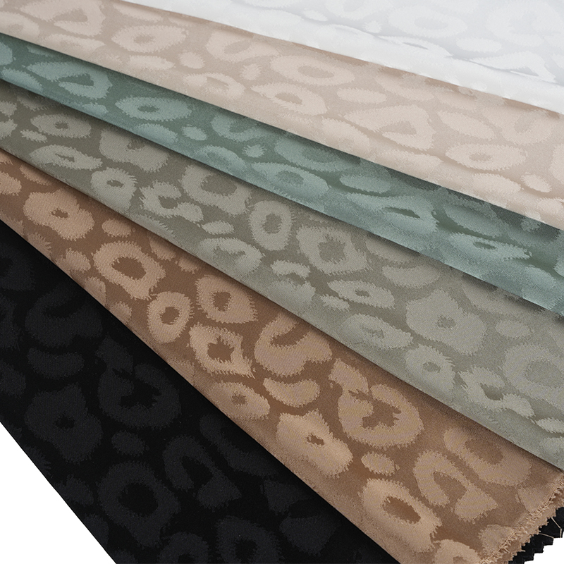 50/75 Эластичный атлас Леопардовый жаккард