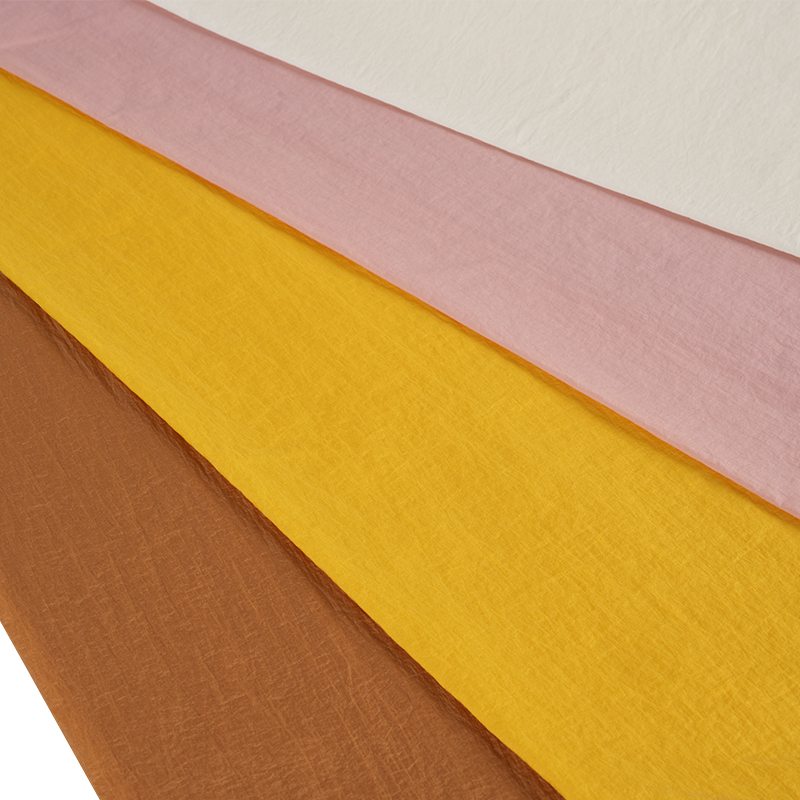 Полуматовая низкоэластичная нейлоновая ткань 400T для прядения и крашения