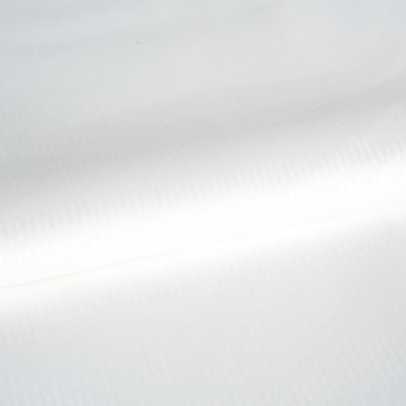 Жаккардовая ткань с карманами в полоску, окрашенная в полиэфирную пряжу